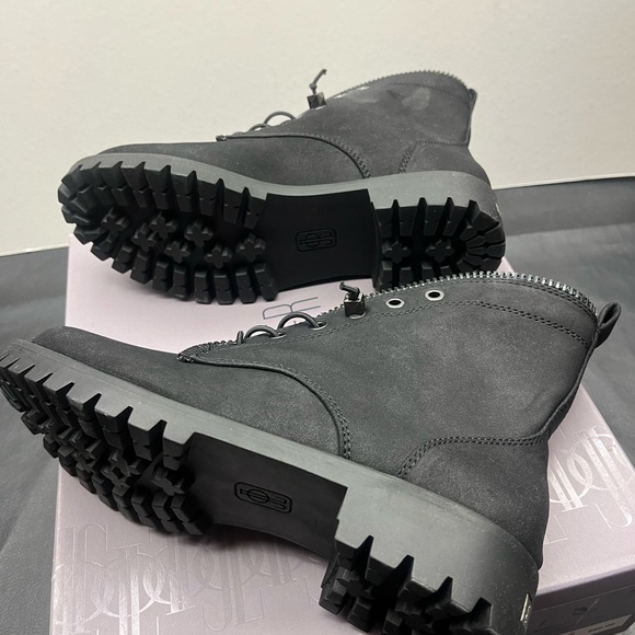 Jennifer Lopez Shoes - Jennifer Lope Boots - Size 7 - Brand new in box